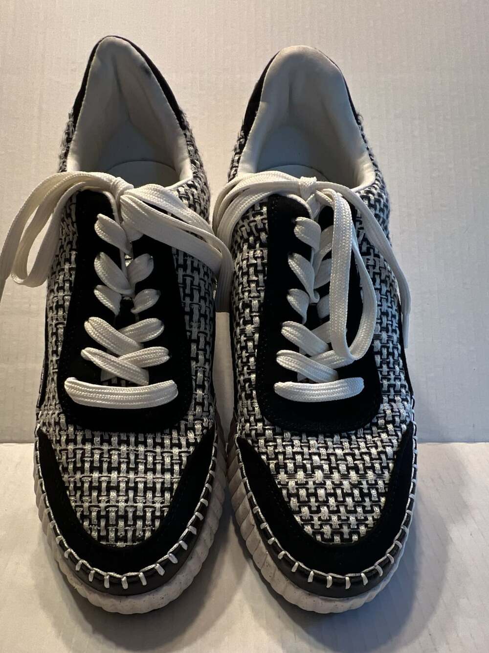 Universal Thread Wedge Sneakers Tennis Shoes Ladies Platform Casual Sneaker